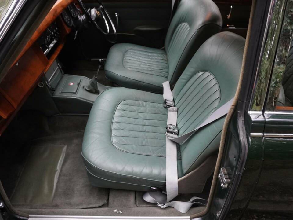 Imagen 12/18 de Jaguar Mk II 2.4 (1967)