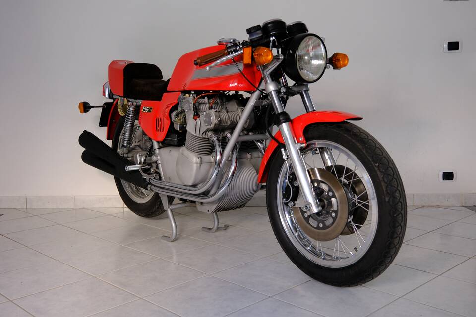 Immagine 17/96 di MV Agusta 750 S America (1976)