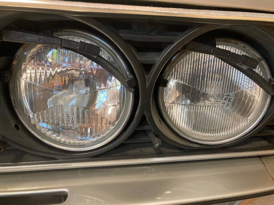 Bild 21/22 von BMW M 635 CSi (1987)