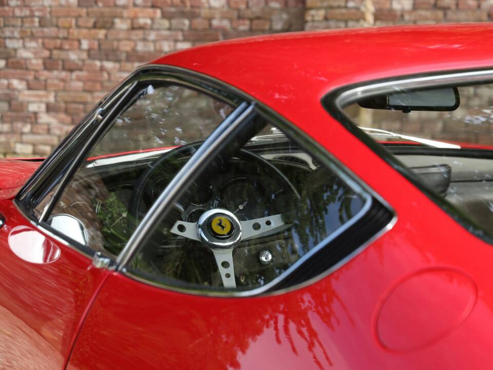 Afbeelding 49/50 van Ferrari 365 GTB/4 Daytona (1973)