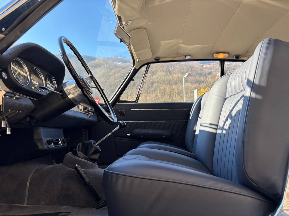 Bild 25/34 von Alfa Romeo 2600 Sprint (1963)