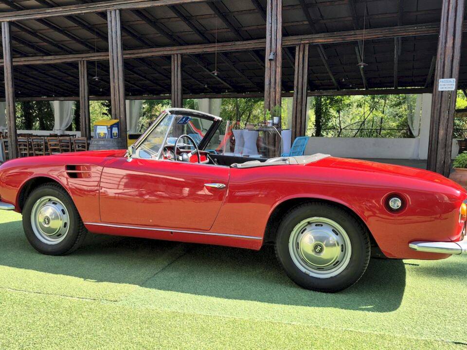 Image 14/63 of FIAT 1200 S OSI (1965)