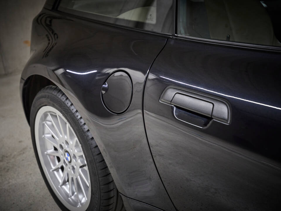 Bild 35/93 von BMW Z3 Coupé 2.8 (1997)