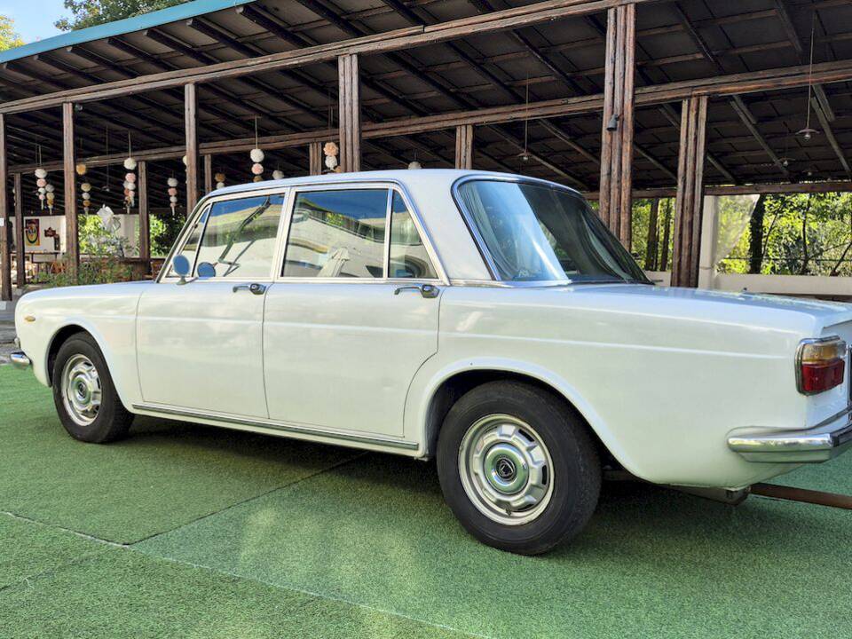 Bild 18/59 von Lancia 2000 Iniezione (1972)