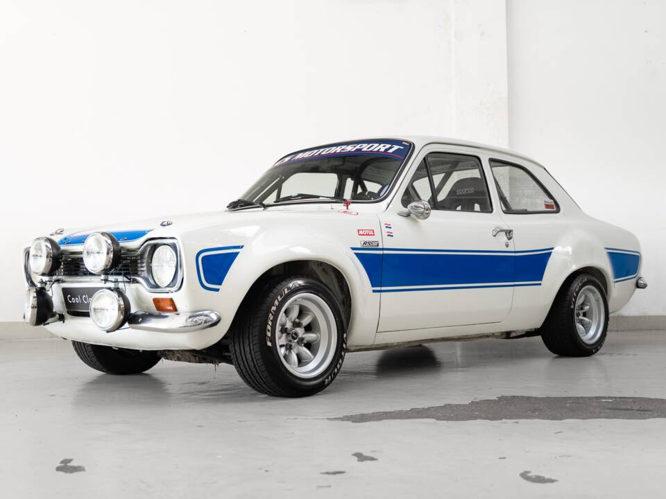 Image 1/47 de Ford Escort RS 2000 (1975)