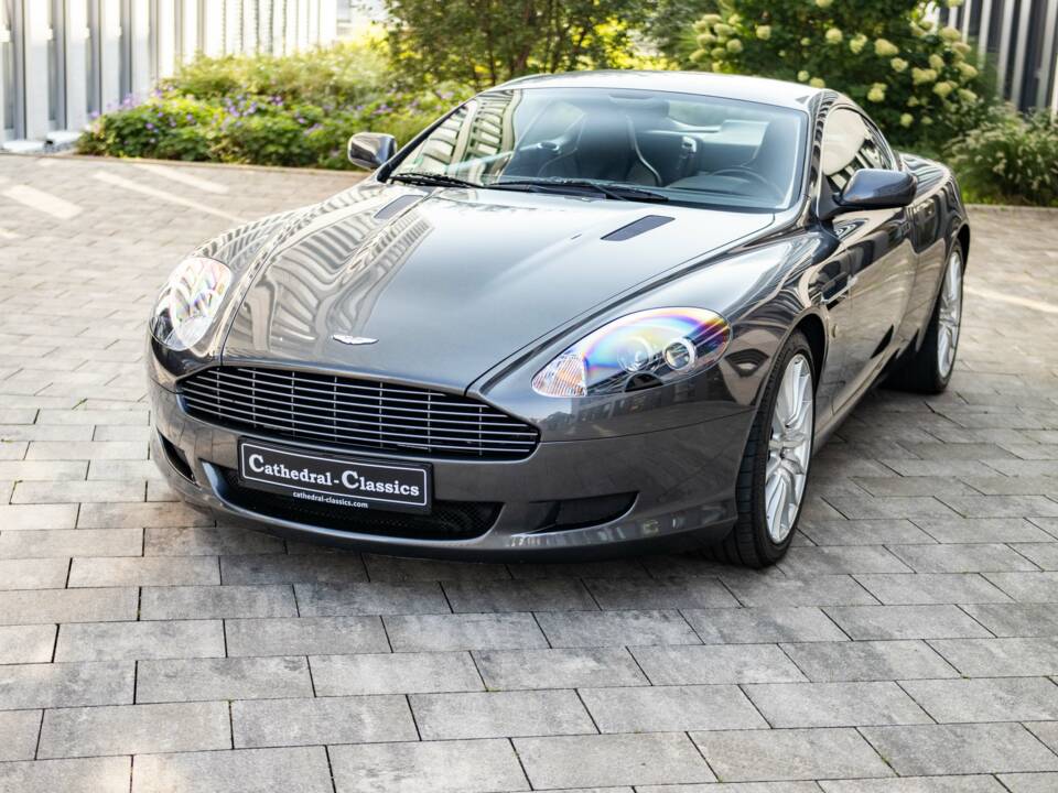 Imagen 26/50 de Aston Martin DB 9 (2006)