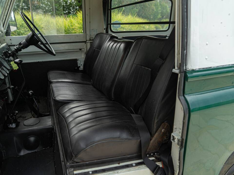 Image 36/50 of Land Rover 88 Lightweight (1977)