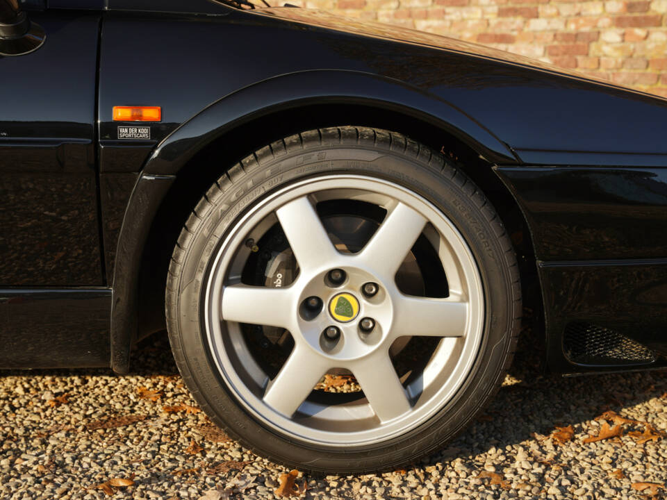 Afbeelding 14/50 van Lotus Esprit V8 BiTurbo (1997)