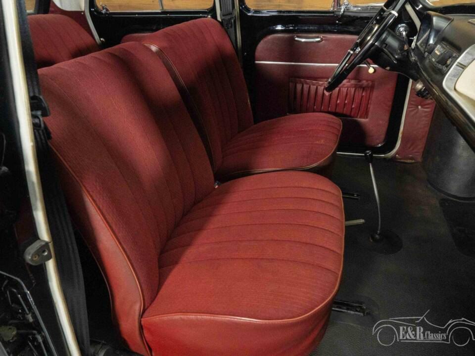 Imagen 8/19 de Renault Dauphine Export (1965)