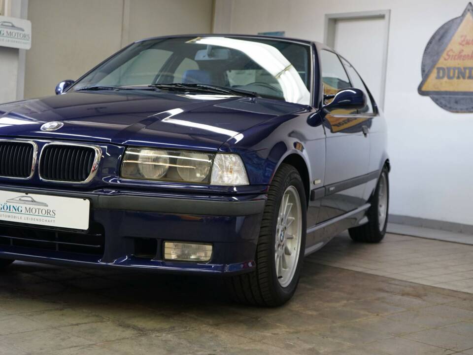 Image 6/33 of BMW 323ti Compact (1999)