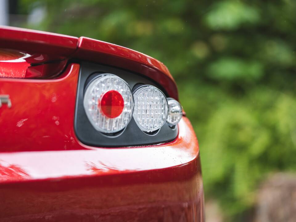 Image 27/50 de Tesla Roadster (2011)