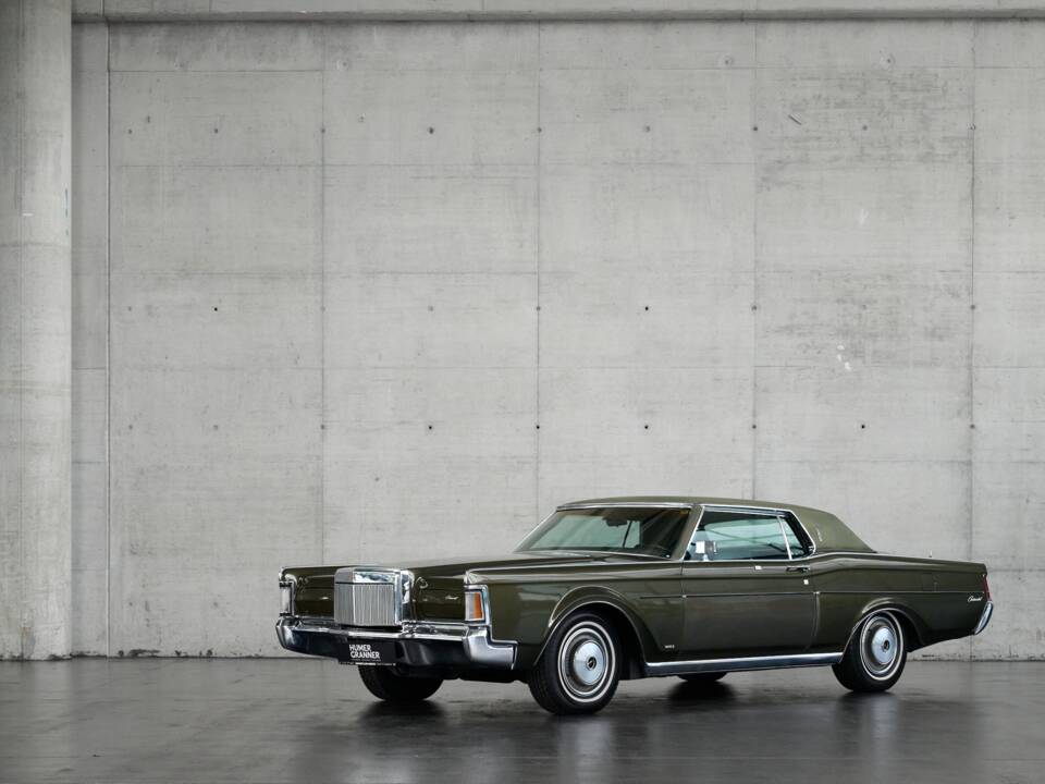Image 2/50 of Lincoln Continental Mark III Hardtop Coupé (1970)