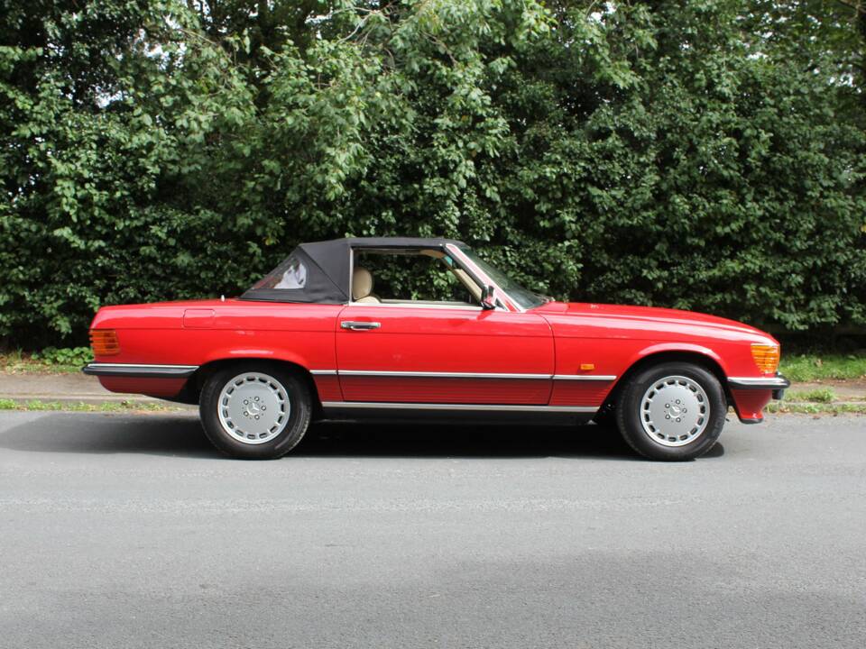 Image 8/20 de Mercedes-Benz 420 SL (1989)