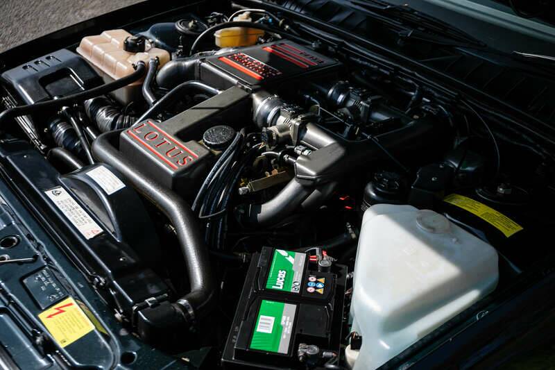 Image 16/37 de Vauxhall Lotus Carlton 3.6 (1993)