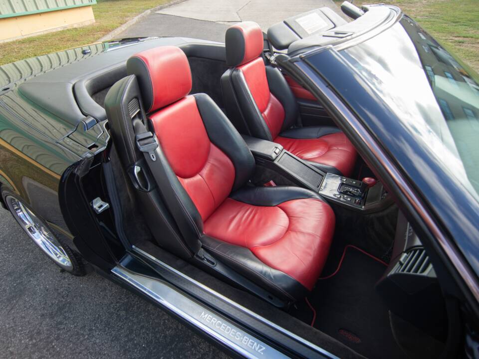 Bild 13/26 von Mercedes-Benz SL 500 (1999)