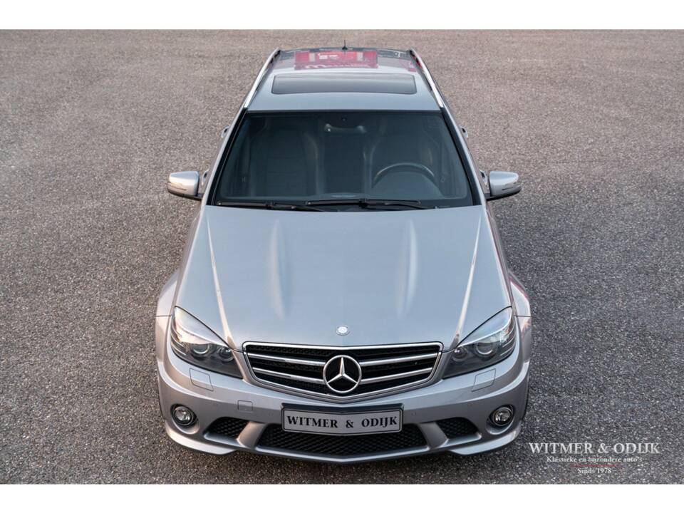 Imagen 7/40 de Mercedes-Benz C 63 AMG T (2009)