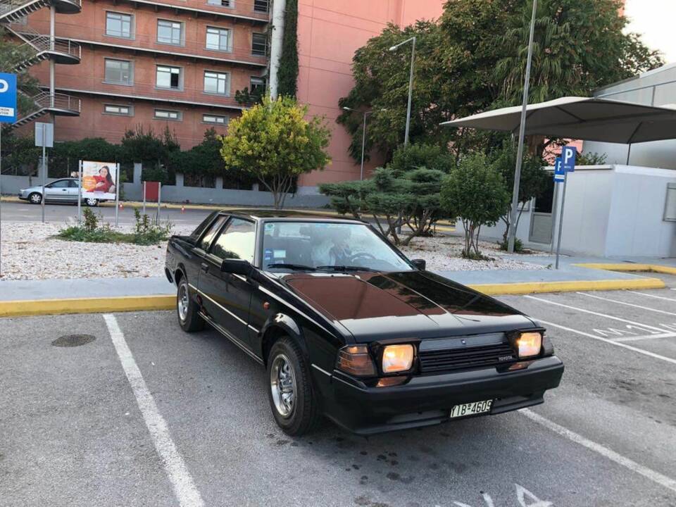 Image 1/8 de Toyota Celica 2.4 GT (1985)