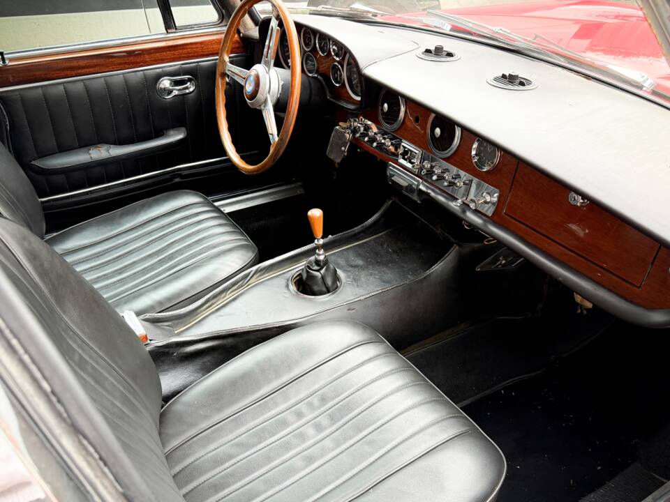 Image 4/50 de Maserati Quattroporte 4700 (1967)