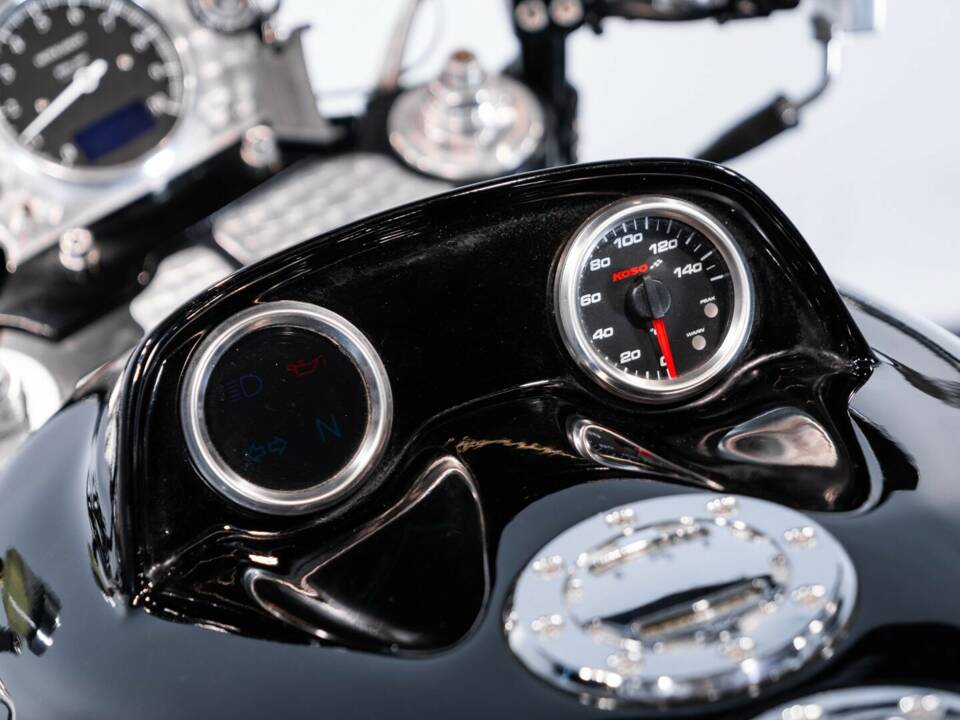 Imagen 30/50 de Moto Guzzi Daytona RS (1998)