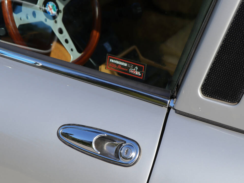 Image 35/50 of Alfa Romeo 2.0 Spider (1992)