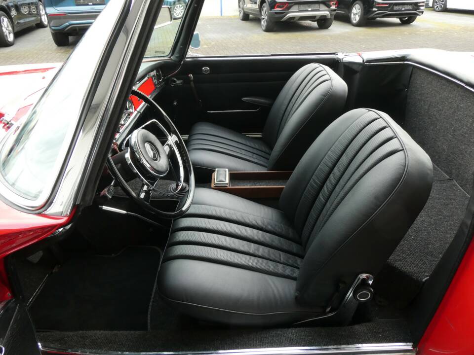 Bild 10/23 von Mercedes-Benz 230 SL (1964)