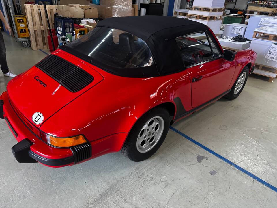 Bild 39/41 von Porsche 911 Carrera 3.2 (1984)