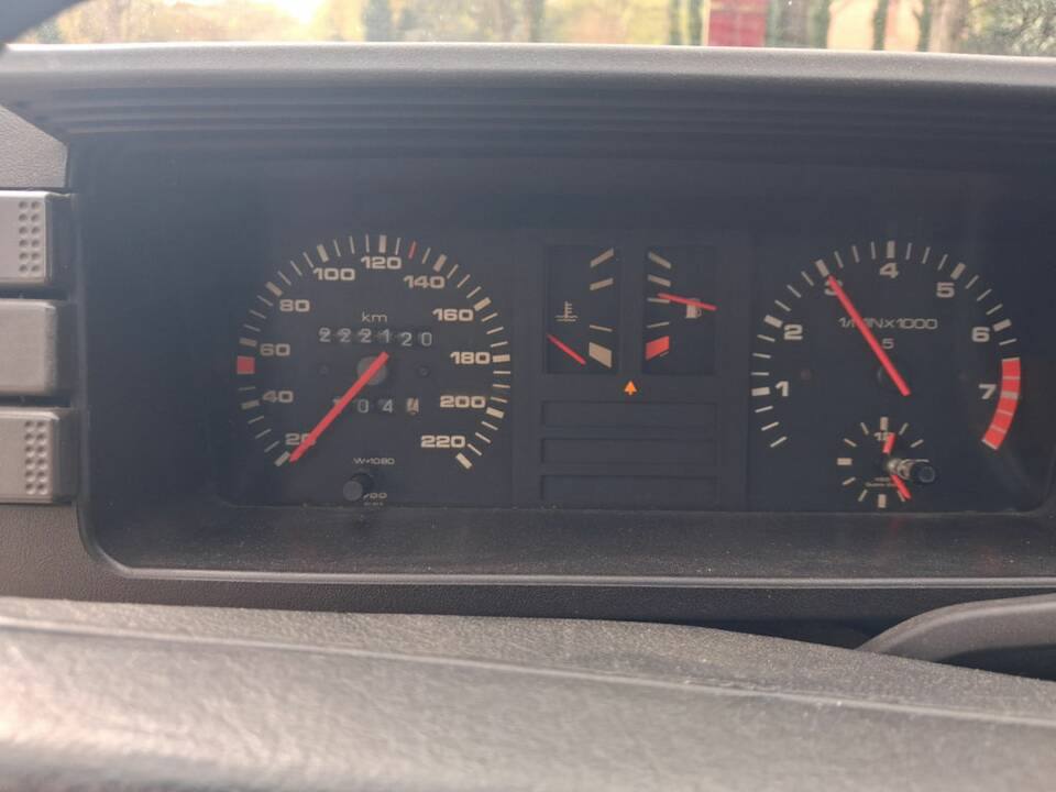 Bild 5/8 von Audi Coupe GT (1984)