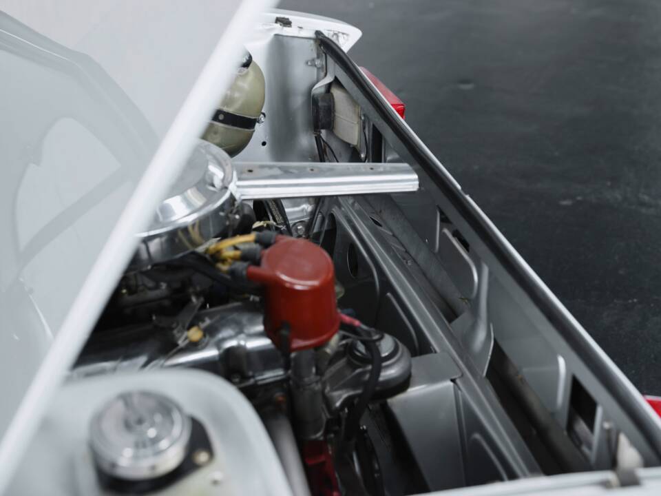 Bild 34/50 von FIAT 850 Racer Convertibile Bertone (1970)