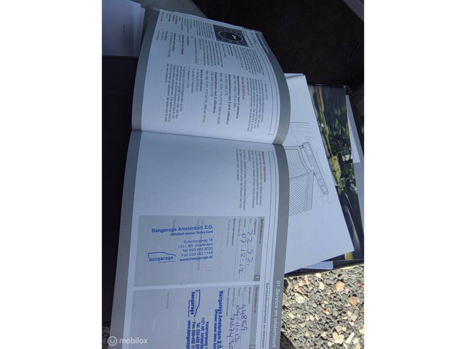 Image 31/44 of Volvo V 70 2.0 T5 (2012)