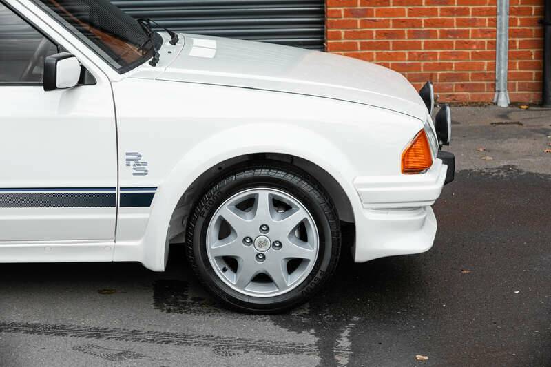Afbeelding 14/39 van Ford Escort RS 1600 turbo (1985)