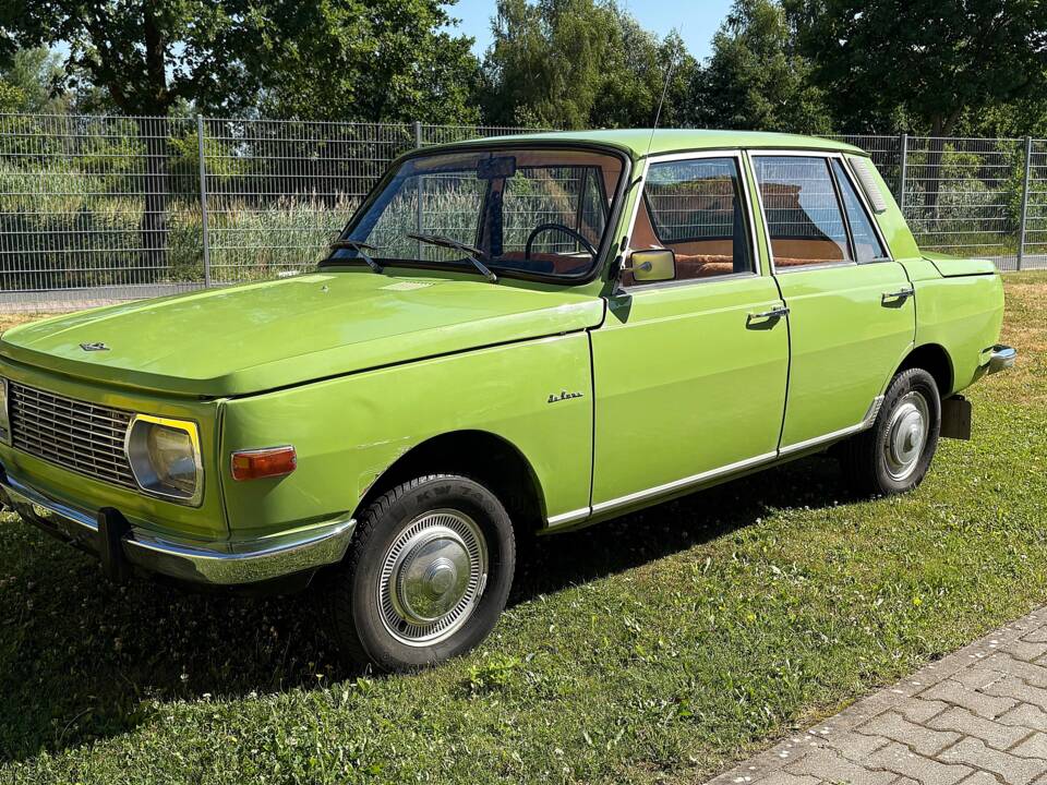 Image 3/26 of Wartburg 353 (1974)