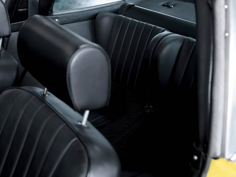 Bild 28/50 von Porsche 911 2.4 T (1971)