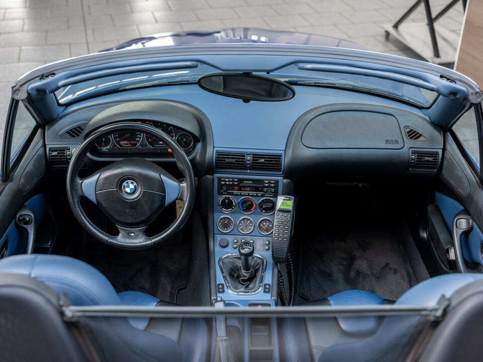 Immagine 22/22 di BMW Z3 M 3.2 (1999)