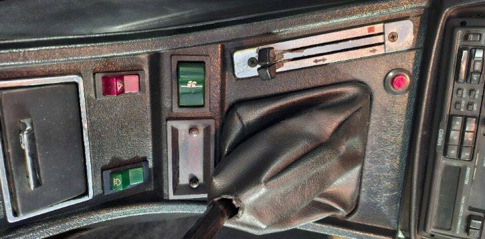 Image 34/45 of Alfa Romeo Spider Veloce 2000 (1981)