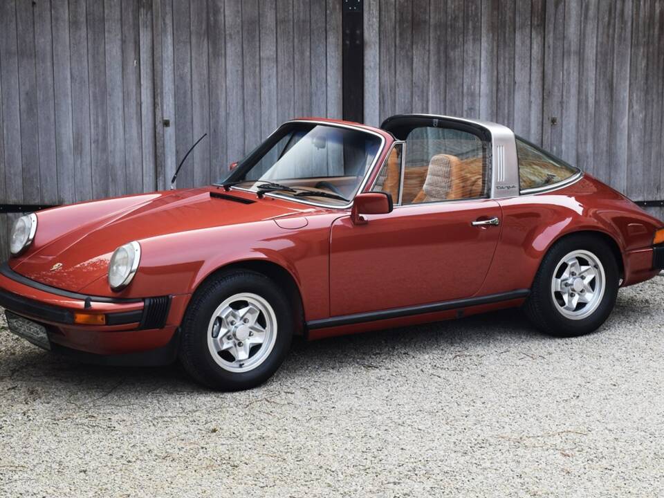 Immagine 2/42 di Porsche 911 2.7 (1977)