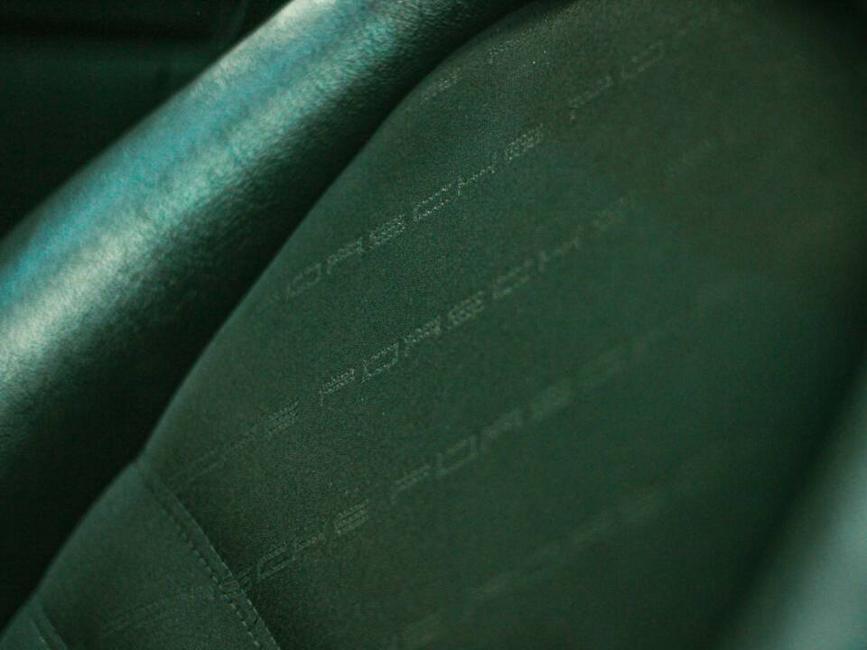 Image 35/45 of Porsche 944 S2 (1989)