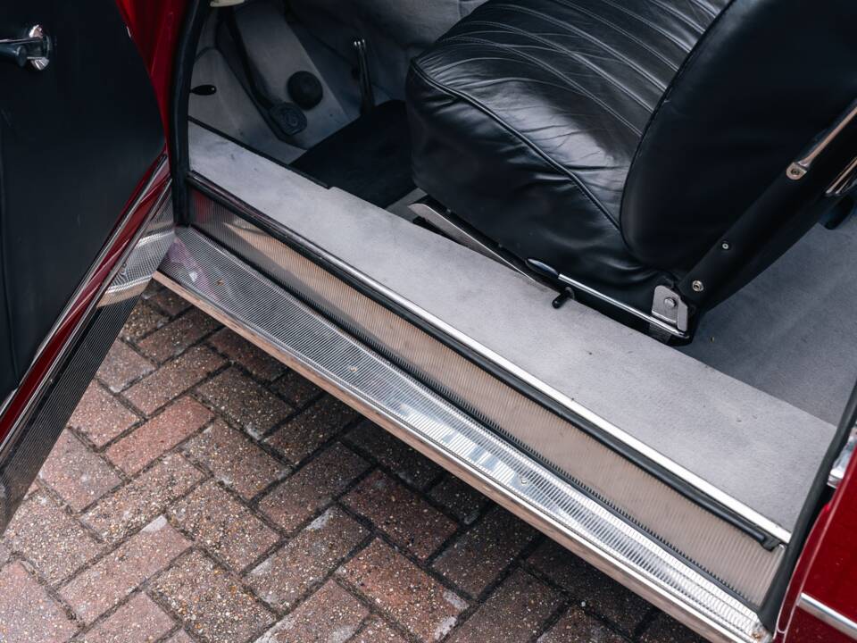 Image 18/50 de Citroën DS 21 (1969)