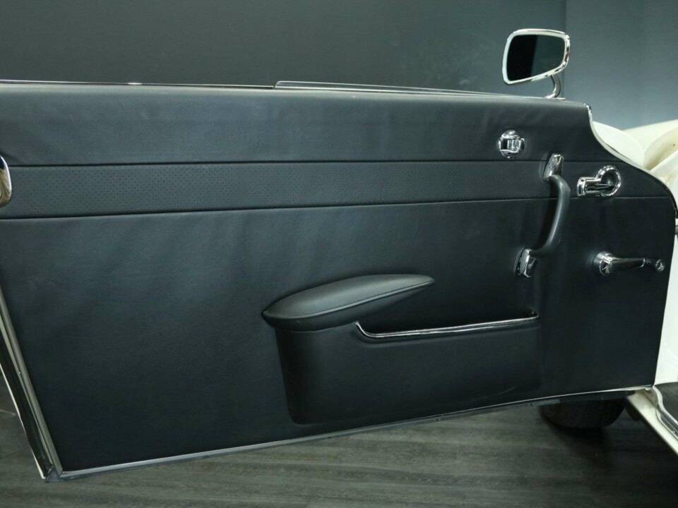 Bild 9/50 von Mercedes-Benz 230 SL (1967)