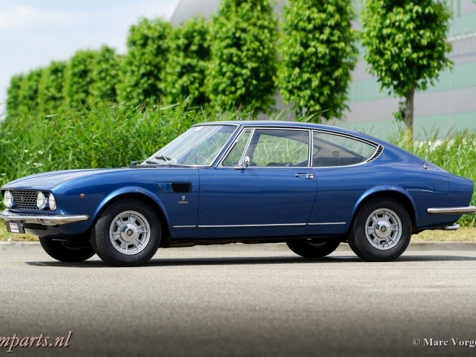 Image 28/44 of FIAT Dino Coupe (1967)