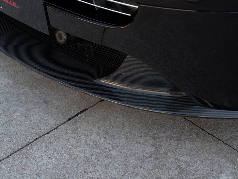 Image 15/83 de Aston Martin V12 Vantage (2009)