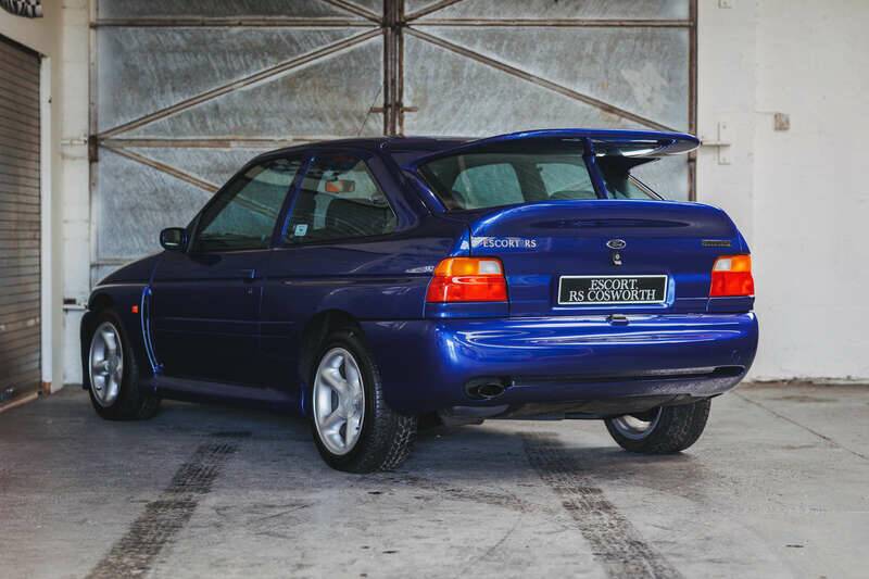 Image 12/50 of Ford Escort RS Cosworth (1996)