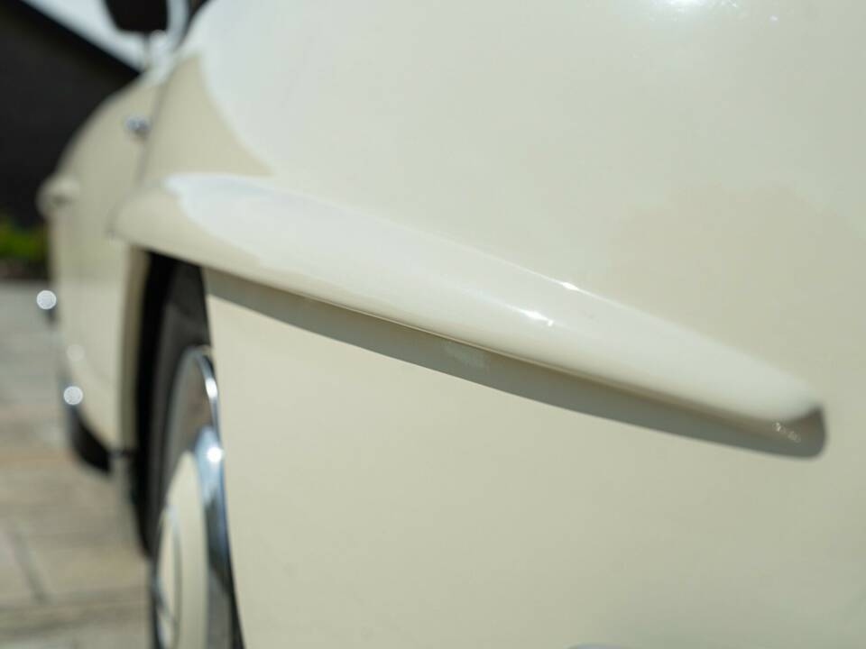 Image 37/50 de Mercedes-Benz 190 SL (1959)
