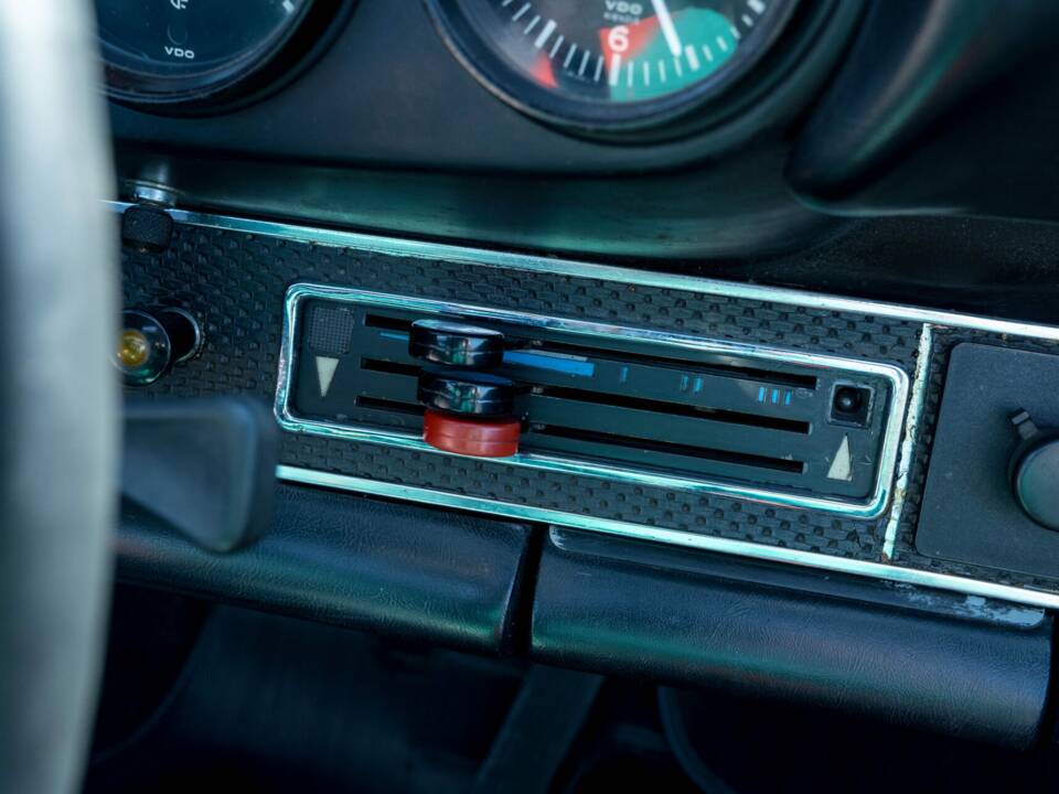 Bild 27/39 von Porsche 911 2.2 T (1971)