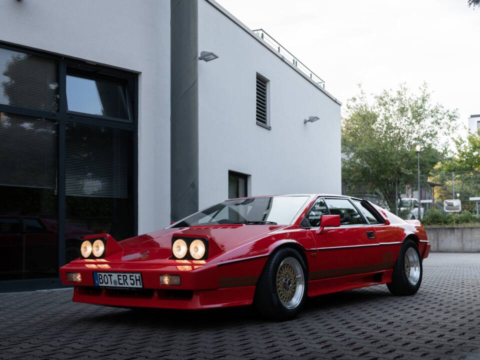 Bild 4/119 von Lotus Esprit Turbo (1981)