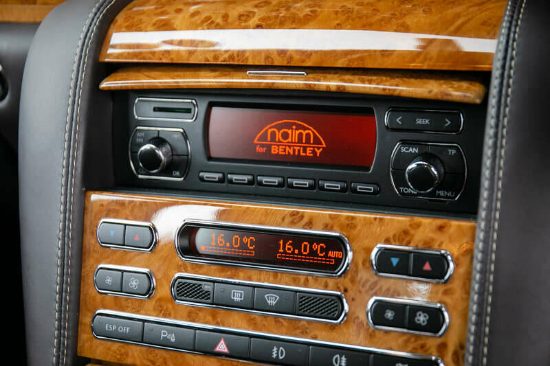 Bild 37/50 von Bentley Arnage T (2009)