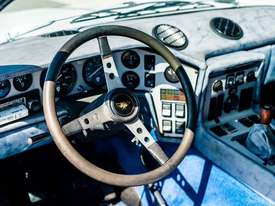 Bild 3/22 von Lamborghini Espada 400 GT (1974)