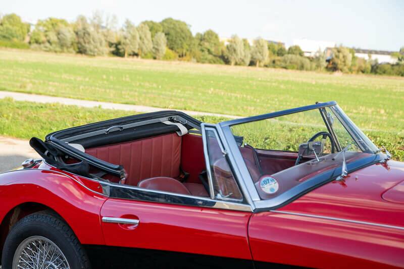Image 20/50 of Austin-Healey 3000 Mk II (BJ7) (1962)