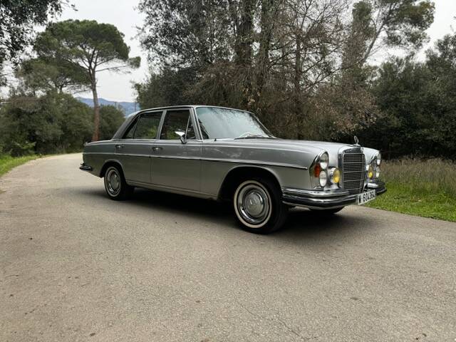 Imagen 12/42 de Mercedes-Benz 250 SE (1967)
