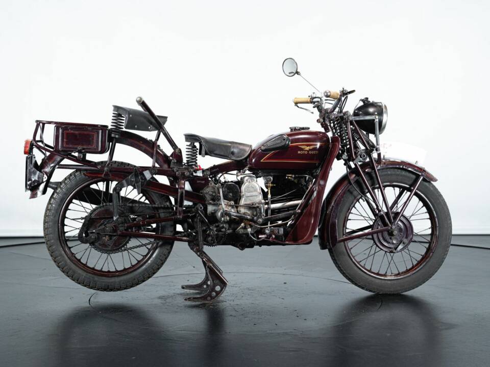 Bild 3/9 von Moto Guzzi DUMMY (1950)