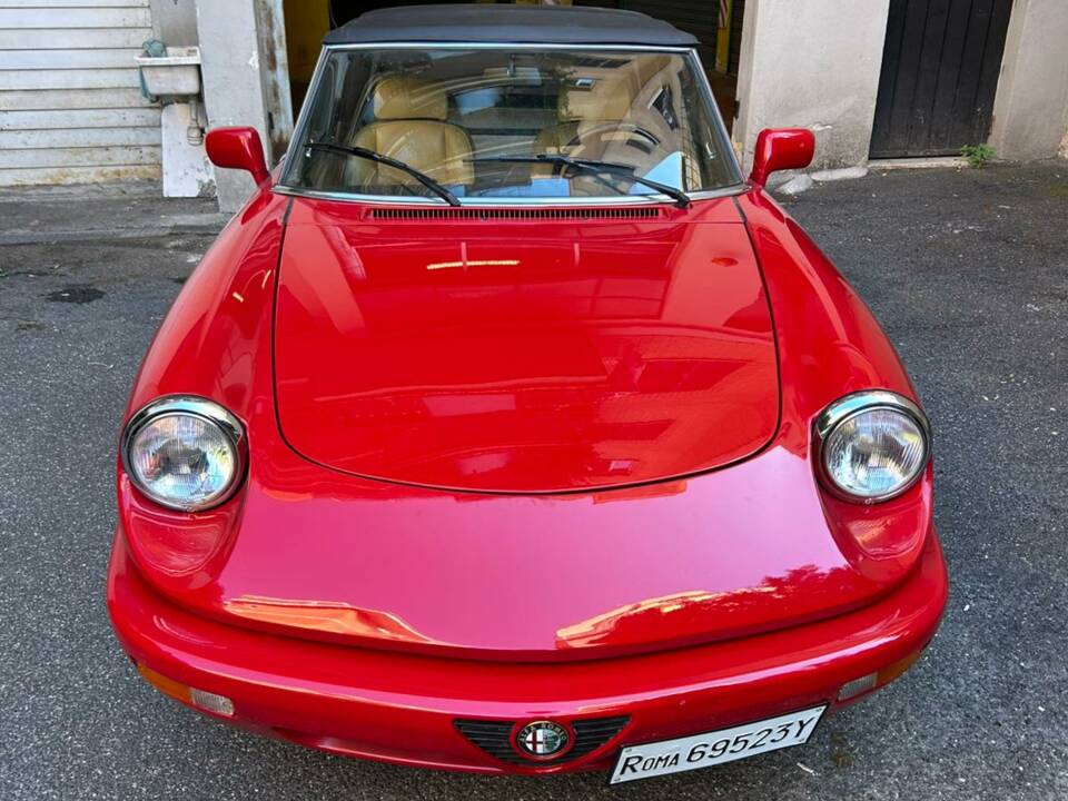 Image 1/8 of Alfa Romeo 1.6 Spider (1991)